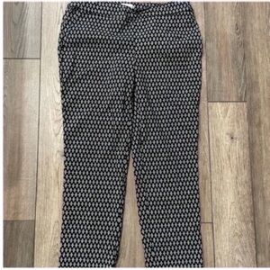 Adrienne Vittadini Women’s Black and White Patterned Pants Size 6